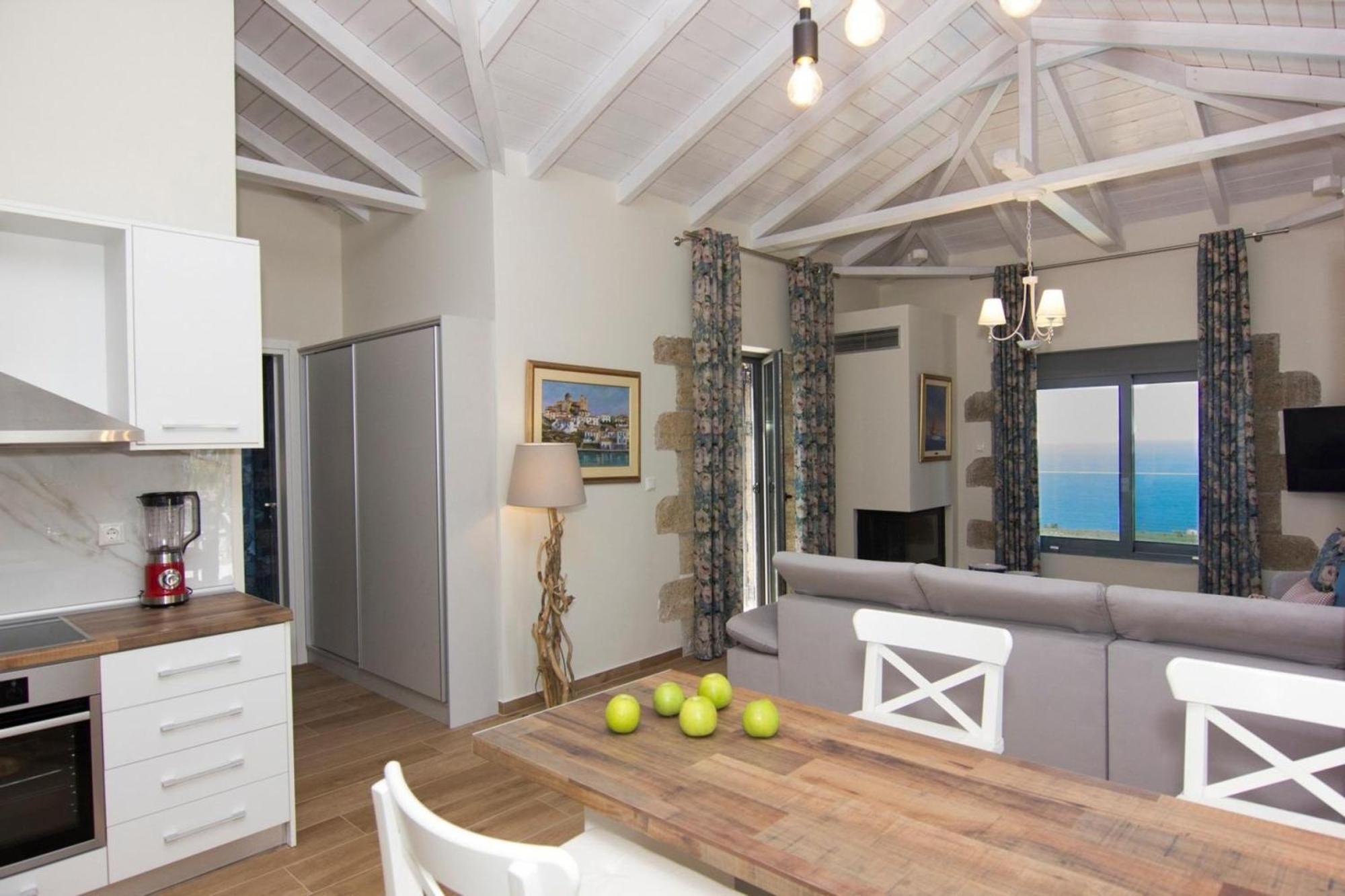 Elsa Villa By Elrin Villas Mani Neokhorion  Bagian luar foto