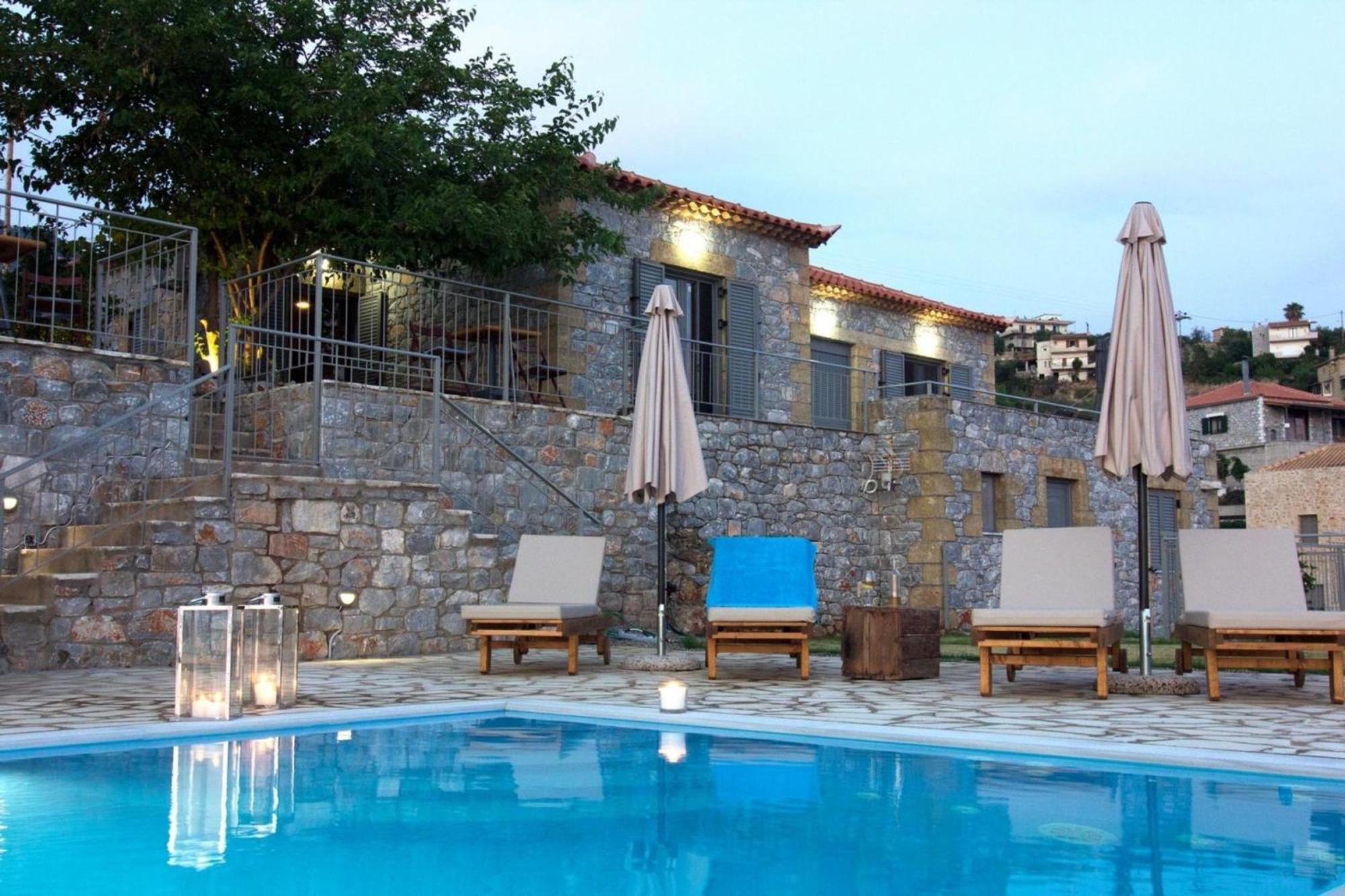 Elsa Villa By Elrin Villas Mani Neokhorion  Bagian luar foto