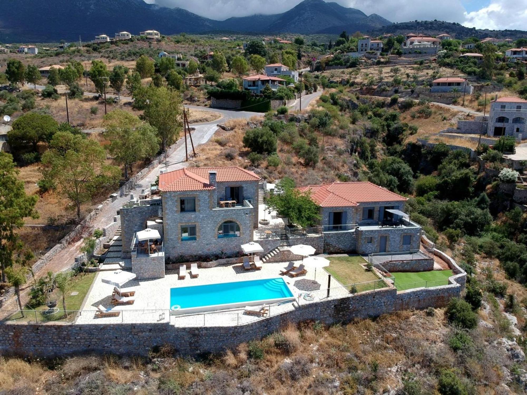 Elsa Villa By Elrin Villas Mani Neokhorion  Bagian luar foto